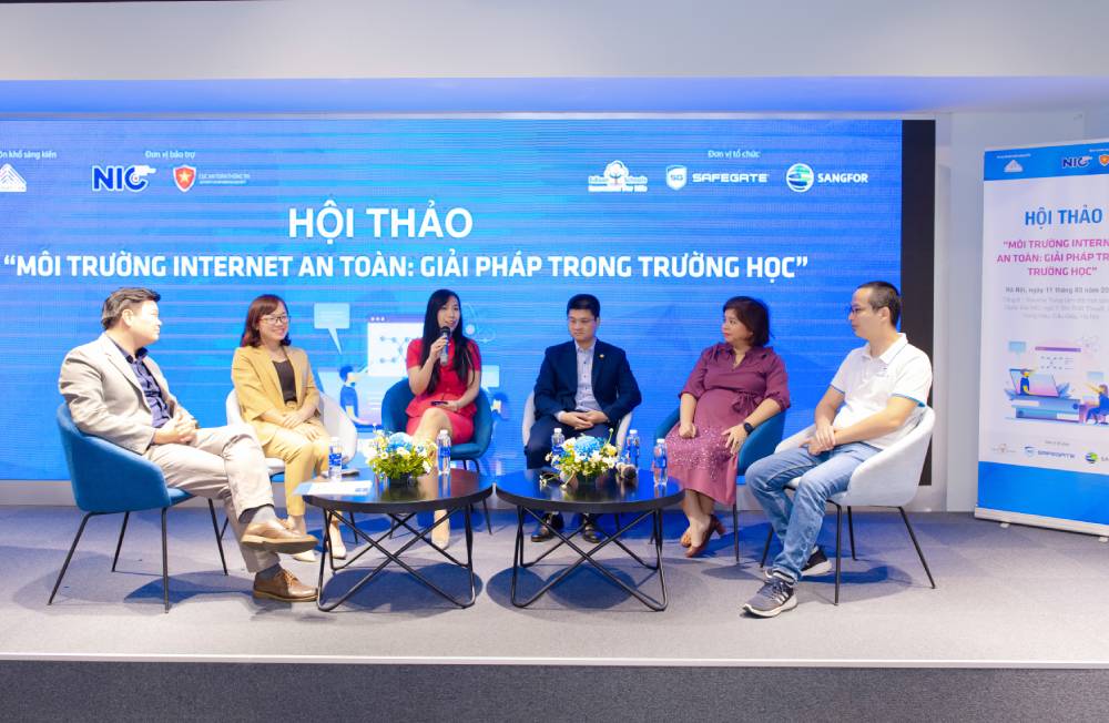 Đồng hành xây dựng môi trường Internet an toàn trong trường học